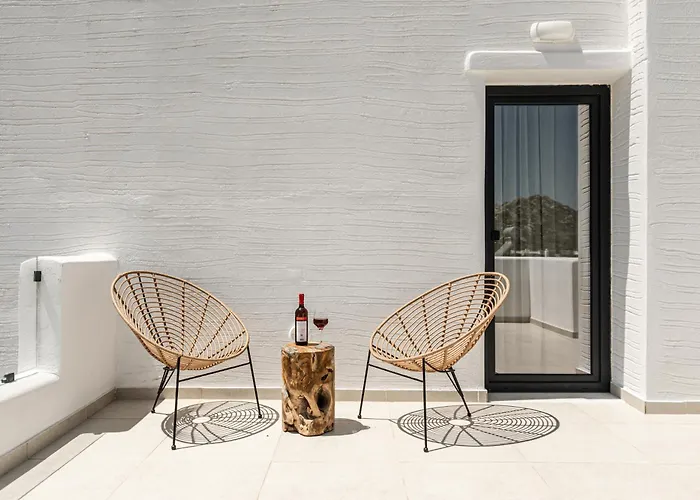 Riviera Plaka (Naxos)