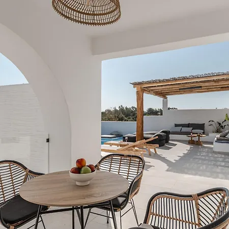 Riviera Villa Plaka (Naxos)