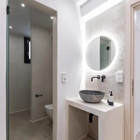 Riviera Plaka (Naxos)