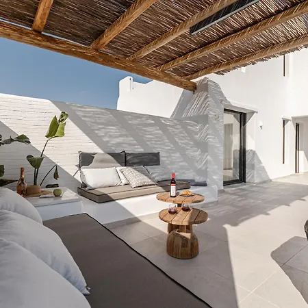 Riviera Plaka (Naxos)